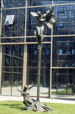Contemporary Sculpture - Helios